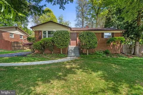 4207 Frankfort Dr, Rockville, MD 20853