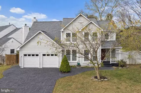18906 Lindenhouse Rd, Gaithersburg, MD 20879