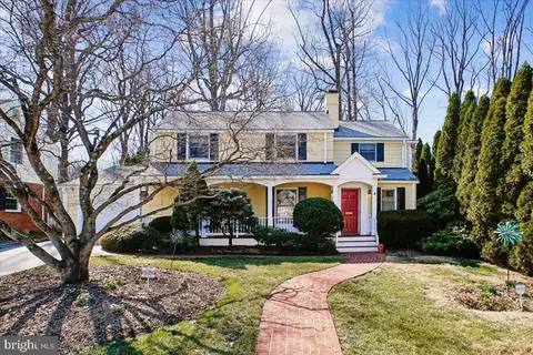 8008 Aberdeen Rd, Bethesda, MD 20814