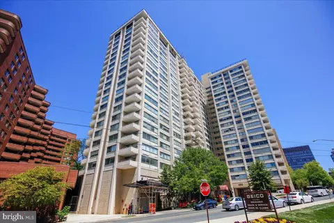 4515 Willard Ave #709, Chevy Chase, MD 20815