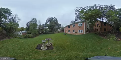 Exterior - 1409 Crestridge Dr, Silver Spring, MD 20910 photo 5 of 5