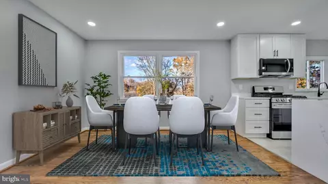 Dining - 1409 Crestridge Dr, Silver Spring, MD 20910 photo 2 of 2