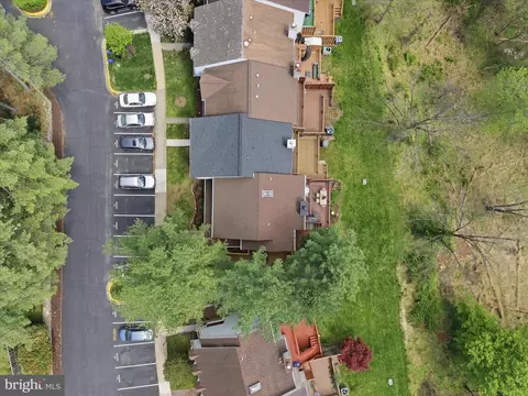 View/Area - 1943 Hickory Hill Ln, Silver Spring, MD 20906 photo 3 of 4