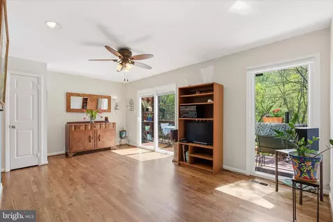 Living - 1943 Hickory Hill Ln, Silver Spring, MD 20906 photo 2 of 3
