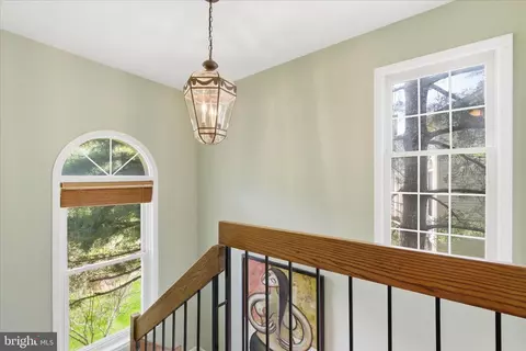 Entry Way - 1943 Hickory Hill Ln, Silver Spring, MD 20906 photo 6 of 6