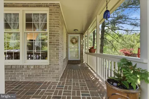 Exterior - 1943 Hickory Hill Ln, Silver Spring, MD 20906 photo 5 of 12