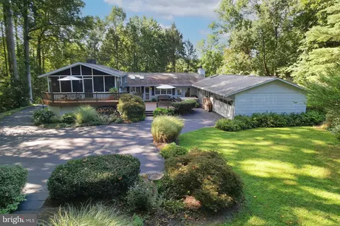 31 Haviland Mill Rd, Brookeville, MD 20833
