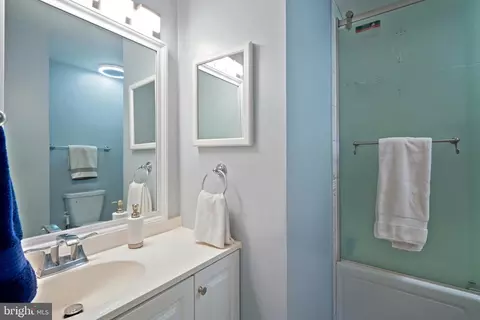 Bath - 13525 Winding Trail Ct, Silver Spring, MD 20906 photo 1 of 3