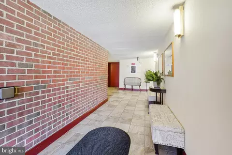 Entry Way - 15301 Beaverbrook Ct #2C, Silver Spring, MD 20906 photo 1 of 5