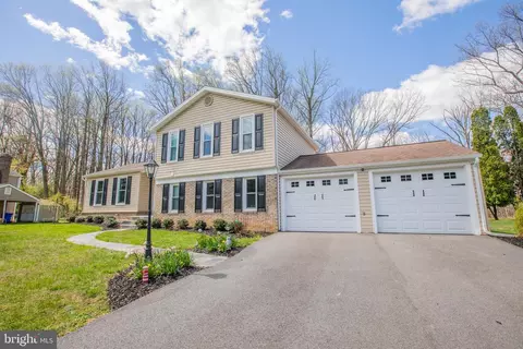 16920 Glen Oak Run, Rockville, MD 20855