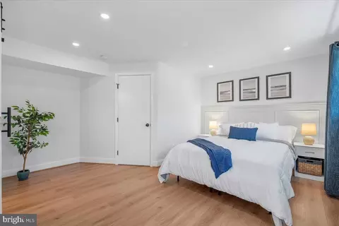 Bedroom - 10302 Conover Dr, Silver Spring, MD 20902 photo 2 of 5
