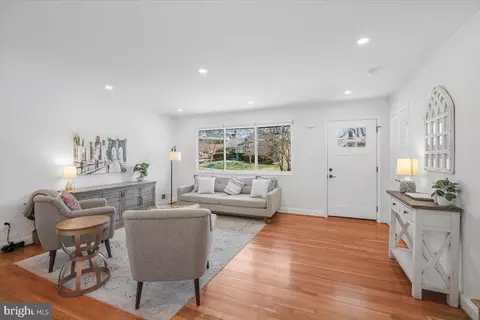 Living - 10302 Conover Dr, Silver Spring, MD 20902 photo 2 of 3