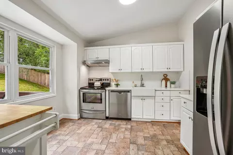 Kitchen - 827 Caddington Ave, Silver Spring, MD 20901 photo 1 of 4