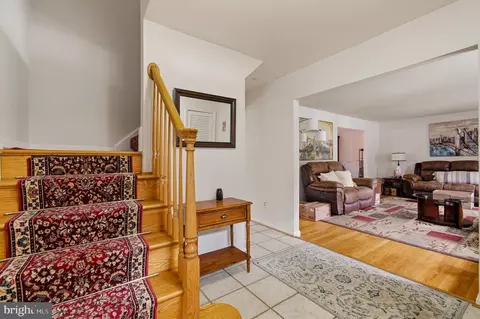 Entry Way - 1609 Winding Waye Ln, Silver Spring, MD 20902 photo 1 of 8
