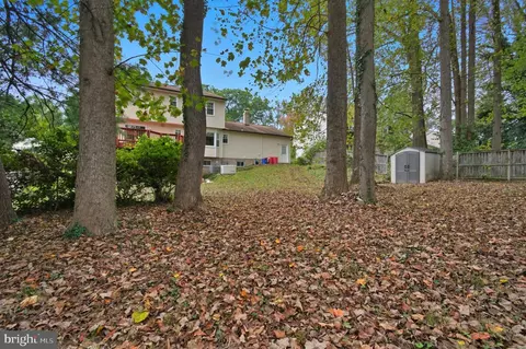 Exterior - 1609 Winding Waye Ln, Silver Spring, MD 20902 photo 12 of 12