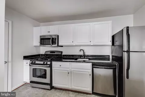 12307 Braxfield Ct #413, Rockville, MD 20852
