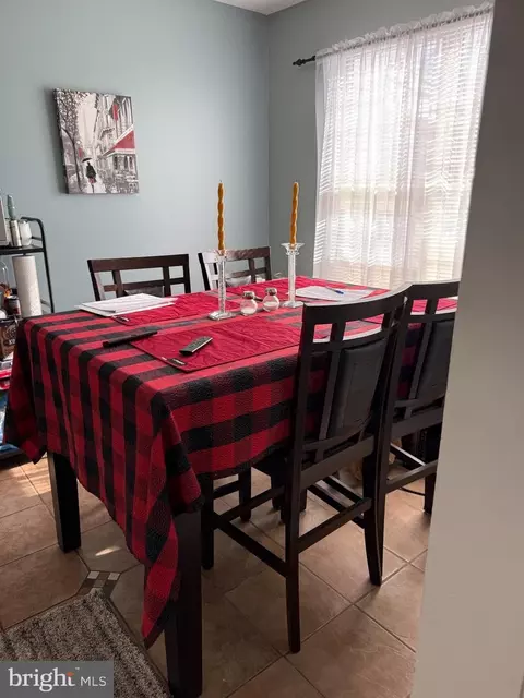 Dining - 2501 Mcveary Ct #11C-C, Silver Spring, MD 20906 photo 1 of 1