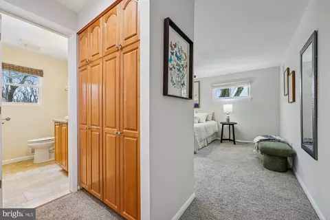 Entry Way - 11715 Stonington Pl, Silver Spring, MD 20902 photo 9 of 10