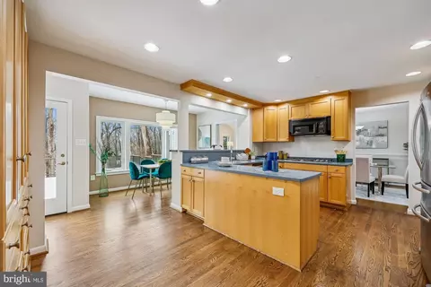 Kitchen - 11715 Stonington Pl, Silver Spring, MD 20902 photo 2 of 7