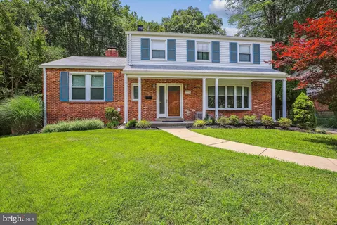 11715 Stonington Pl, Silver Spring, MD 20902