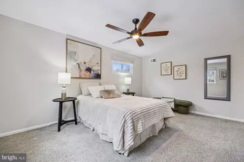 Bedroom - 11715 Stonington Pl, Silver Spring, MD 20902 photo 2 of 9