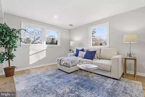 Living - 13412 Doncaster, Silver Spring, MD 20904 photo 4 of 4