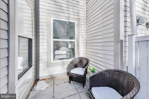 Exterior - 8045 Newell St #121, Silver Spring, MD 20910 photo 2 of 4