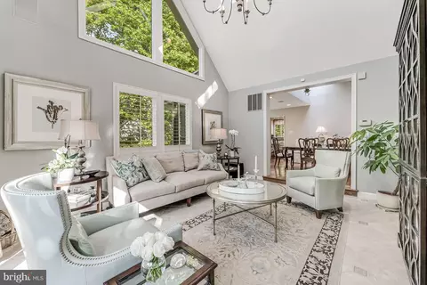 4015 Laird Pl, Chevy Chase, MD 20815