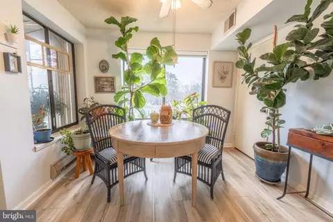 15300 Beaverbrook Ct #88-2K, Silver Spring, MD 20906