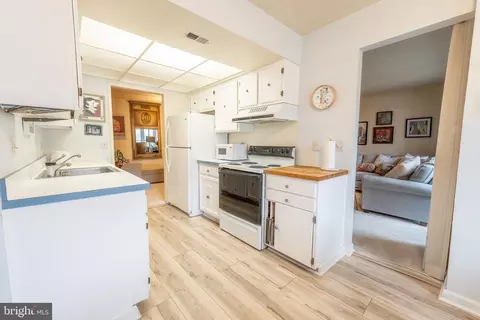 15300 Beaverbrook Ct #88-2K, Silver Spring, MD 20906