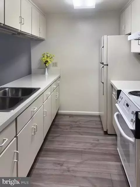 Kitchen - 3630 Gleneagles Dr #8-1D, Silver Spring, MD 20906 photo 1 of 2