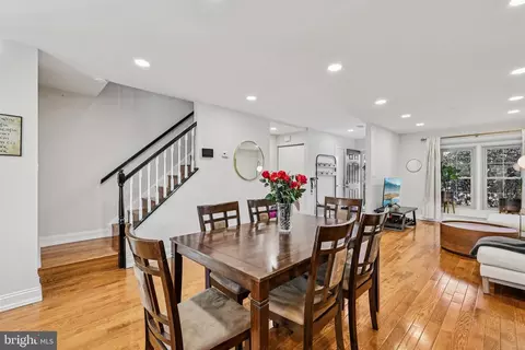 Dining - 10616 Pennydog Ln, Silver Spring, MD 20902 photo 5 of 5