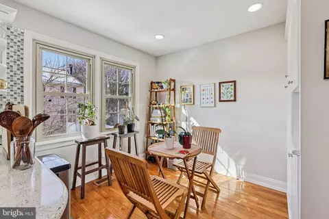 Dining - 10616 Pennydog Ln, Silver Spring, MD 20902 photo 4 of 5