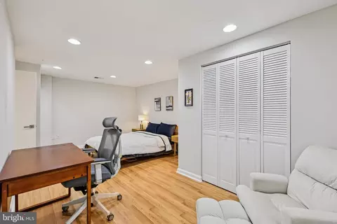 Bedroom - 10616 Pennydog Ln, Silver Spring, MD 20902 photo 8 of 11