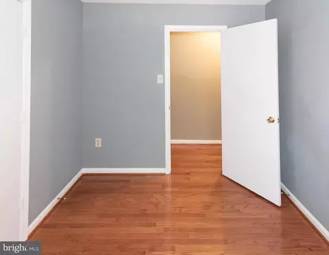 14201 Woolen Oak Ct #9-32, Silver Spring, MD 20906 photo 12