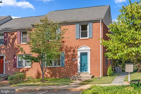 9329 Bentridge Ave, Potomac, MD 20854