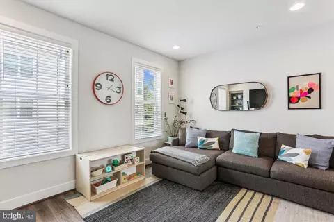 12710 Layhill Rd, Silver Spring, MD 20906 photo 3