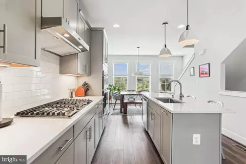 12710 Layhill Rd, Silver Spring, MD 20906 photo 5