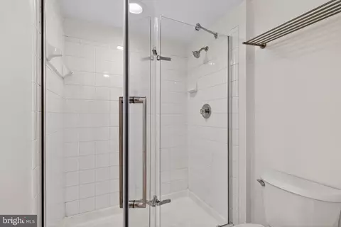 Bath - 7915 Eastern Ave #1011, Silver Spring, MD 20910 photo 2 of 3