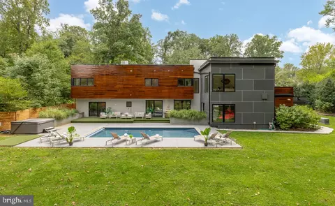 6309 Bradley Blvd, Bethesda, MD 20817