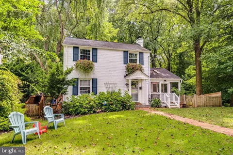 10001 Big Rock Rd, Silver Spring, MD 20901