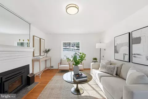 Living - 2408 Seminary Rd, Silver Spring, MD 20910 photo 2 of 5
