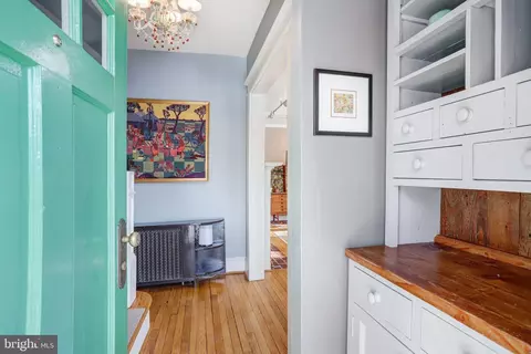 Entry Way - 512 Pershing Dr, Silver Spring, MD 20910 photo 1 of 5