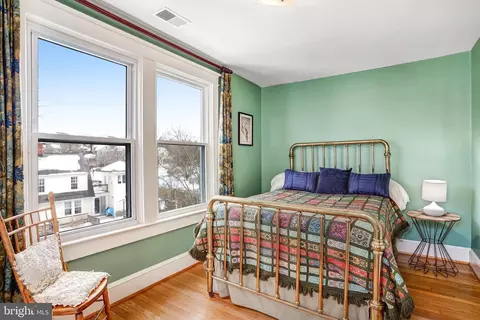 Bedroom - 512 Pershing Dr, Silver Spring, MD 20910 photo 4 of 5