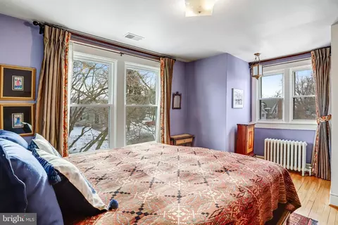 Bedroom - 512 Pershing Dr, Silver Spring, MD 20910 photo 2 of 5