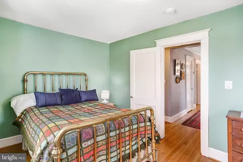 Bedroom - 512 Pershing Dr, Silver Spring, MD 20910 photo 5 of 5