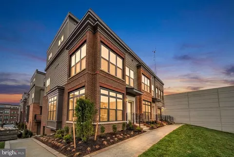 5420 Goshawk Aly, Bethesda, MD 20816