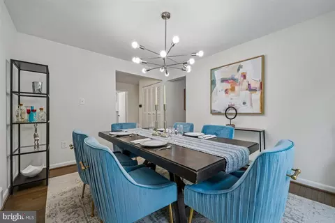 Dining - 11517 Lovejoy St, Silver Spring, MD 20902 photo 3 of 4