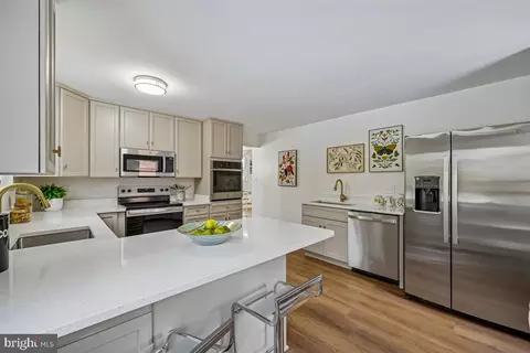 Kitchen - 11517 Lovejoy St, Silver Spring, MD 20902 photo 7 of 7