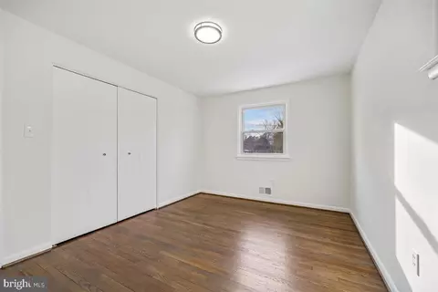 Bedroom - 11517 Lovejoy St, Silver Spring, MD 20902 photo 6 of 8